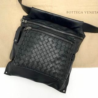 ボッテガヴェネタ(Bottega Veneta)の【美品】BOTTEGA VENETA イントレチャート　ウエストバック(ウエストポーチ)