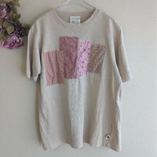 charm berrytic　パッチワークアップリケ　洗いざらし　Tシャツ(Tシャツ/カットソー(半袖/袖なし))