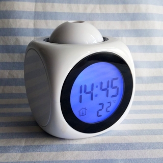 音声で 知らせる 時計 トーキングクロック 白 ホワイト 音 光 デジタル(置時計)