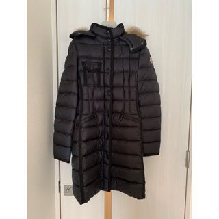 モンクレール(MONCLER)の美品　モンクレール　HERMIFUR 黒　2(ダウンコート)