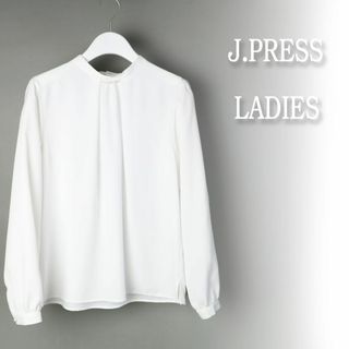 ジェイプレスレディス(J.PRESS LADIES)の931 新品 ジェイプレス 新作 ヌーディスバックサテン スタンドカラーブラウス(シャツ/ブラウス(長袖/七分))