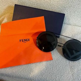 最終値下げ！Nissy着用フェンディ サングラスFF0285/S ケFENDI 