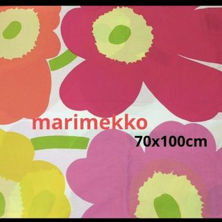 マリメッコ(marimekko)のマリメッコ　生地(生地/糸)