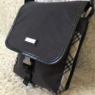 バーバリーブラックレーベル(BURBERRY BLACK LABEL)のバーバリーブラックレーベル❣️ショルダーバッグ　クロスボディ　ノバチェック(ショルダーバッグ)