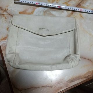 Pierre Balmain(セカンドバッグ/クラッチバッグ)のフリマ Pierre Balmain(セカンドバッグ/クラッチバッグ)のフリマ