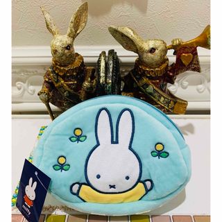 ミッフィー(miffy)の❤️新品❤️タグ付きミッフィー⭐️ふわふわ❤️ポーチ⭐️綺麗な水色ポーチ‼️(ポーチ)