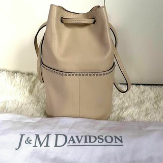 ジェイアンドエムデヴィッドソン(J&M DAVIDSON)の【大人気】J&M DAVIDSON ミニデイジー ウィズ スタッズ(ショルダーバッグ)