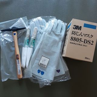 溶接セット（3M防じんマスク・牛革手袋・ブラシ・ハンマー）　新品・未使用中古品(防災関連グッズ)