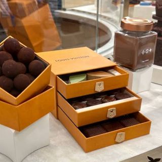LOUIS VUITTON(菓子/デザート)のフリマアイテム一覧 LOUIS VUITTON(菓子/デザート)のフリマアイテム一覧