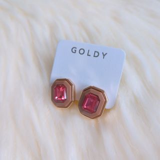 ゴールディ(GOLDY)のGOLDY　ゴールディ　イヤリング　ピンク　ゴールド(イヤリング)