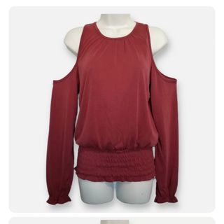 アバクロンビーアンドフィッチ(Abercrombie&Fitch)のAbercrombie & Fitch コールドショルダートップス(カットソー(長袖/七分))