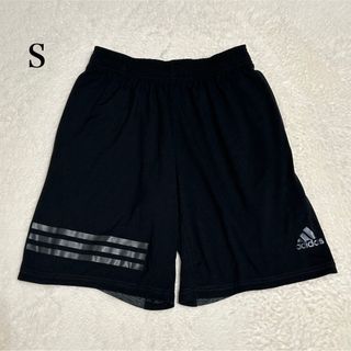 アディダス(adidas)のadidas  アディダスハーフパンツ　ブラック×グレー　サイズS(ショートパンツ)