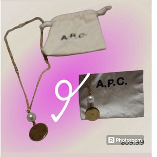 アーペーセー(A.P.C)のA.P.C. ネックレス　パール　メダイユネックレス(ネックレス)