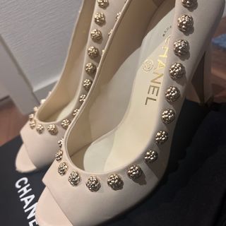 シャネル(CHANEL)の美品　　35.5 ココマーク オープントゥ パンプス (サンダル)