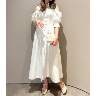 【美品】dazzlin オープン ショルダー デニム ステッチ ワンピース