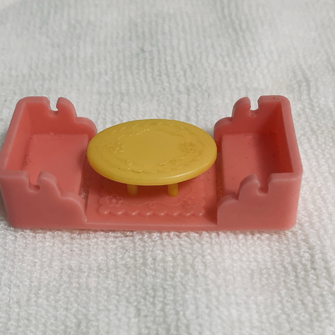 グリコ - グリコのおまけ① 昭和レトロ ピンクの家具セットの グリコ - グリコのおまけ① 昭和レトロ ピンクの家具セットの