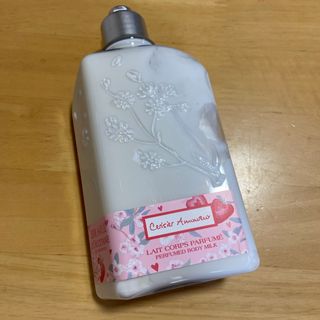 ロクシタン(L'OCCITANE)のロクシタン　チェリーストロベリーボディミルク250ML(ボディローション/ミルク)