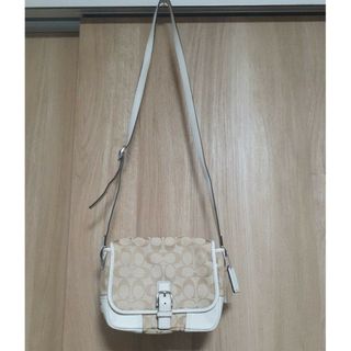 コーチ(COACH)の値下げ中！【未使用】うす汚れあり　COACH　ショルダーバックアップ(ショルダーバッグ)