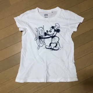 ユニクロ(UNIQLO)のUNIQLO ユニクロ　UT Tシャツ　ミッキー　ディズニー(Tシャツ(半袖/袖なし))