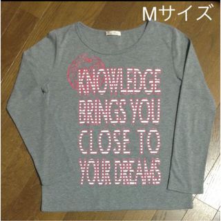 Mサイズ　長袖シャツ　グレー　英字ラメプリント(Tシャツ(長袖/七分))