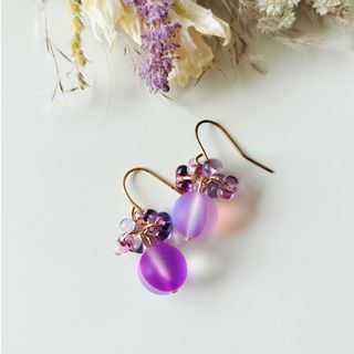 NEW✿フロスト水晶×チェコファルファーレの紫陽花ピアス✿purple(ピアス)