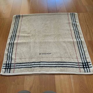 新品　未使用　BURBERRYバーバリー厚手バスタオル