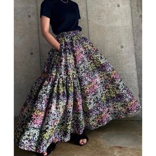 ドゥロワー(Drawer)の【新品】SHE Tokyo Michelle flower 36(ロングスカート)