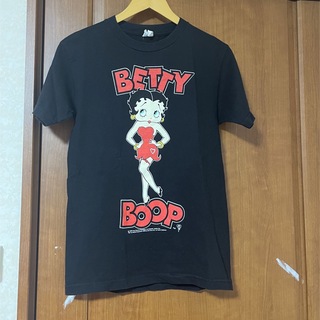 ベティブープ(Betty Boop)の古着　Tシャツ　ヴィンテージ　ベティちゃん　BETTY BOOP ブラック(Tシャツ/カットソー(半袖/袖なし))