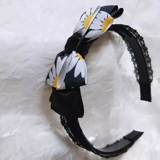 黒×花 カチューシャ キッズ リボン(ファッション雑貨)