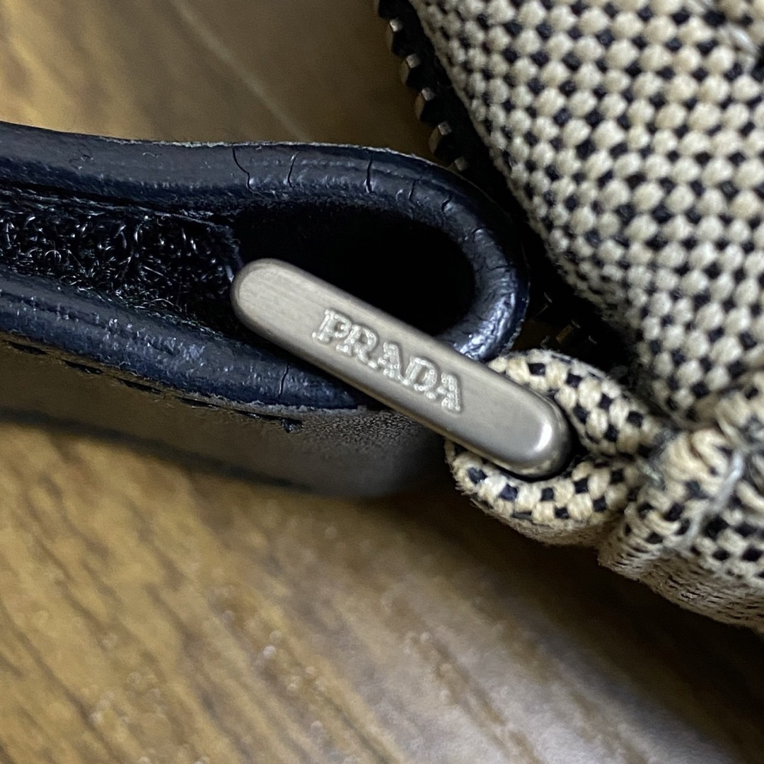 PRADA - PRADAスポーツショルダーバッグ プラダスポーツ PRADA - PRADAスポーツショルダーバッグ プラダスポーツ