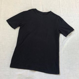 ユニクロ(UNIQLO)のUNIQLO 鹿子Tシャツ ブラック(Tシャツ(半袖/袖なし))