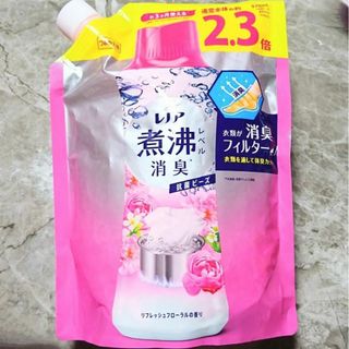 P&G - レノア 煮沸レベル消臭 抗菌ビーズ リフレッシュフローラル 詰め替え 970mL