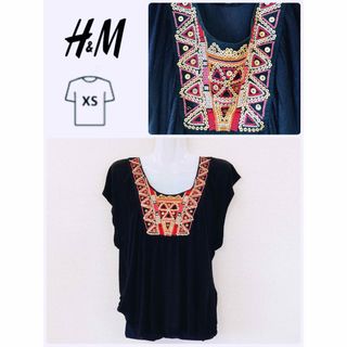 エイチアンドエム(H&M)の刺繍　ビーズ　スパンコール　オリエンタル　アジアン　H&M(Tシャツ(半袖/袖なし))