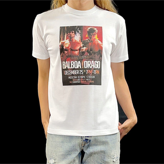 新品 ロッキー4 VS ドラゴ ボクサー ポスター スタローン 映画 Tシャツ(Tシャツ/カットソー(半袖/袖なし))