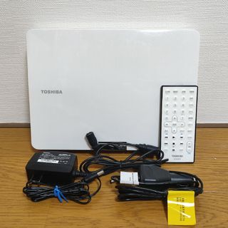 トウシバ(東芝)の美品✨東芝ポータブルDVDプレーヤー REGZA SD-P1010S(DVDプレーヤー)