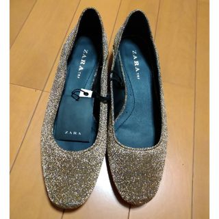 ザラ(ZARA)の未使用✨【ZARA】ラメ　パンプス(ハイヒール/パンプス)