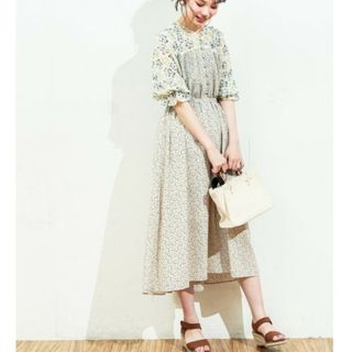 ナチュラルクチュール(natural couture)のnatural coutureプレイフル花×花ワンピース(ロングワンピース/マキシワンピース)