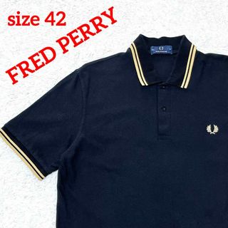 フレッドペリー(FRED PERRY)の極美品✨大人気✨FRED PERRY　M12ポロシャツ　金黒　英国製　42(ポロシャツ)