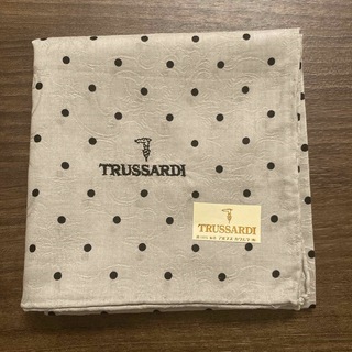 Trussardi - 【新品未使用】トラサルディ レディース ハンカチ 未使用シール付き