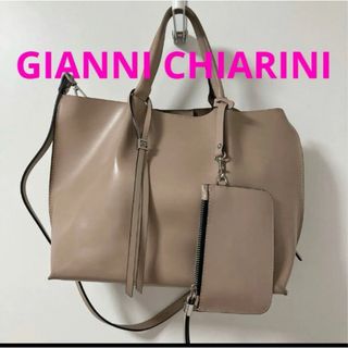 GIANNI CHIARINI ジャンニキャリーニ　トートバッグ　大容量　レザー