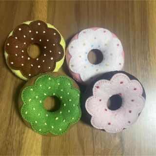 フェルト☆ハンドメイド☆ドーナツ☆４つセット(その他)