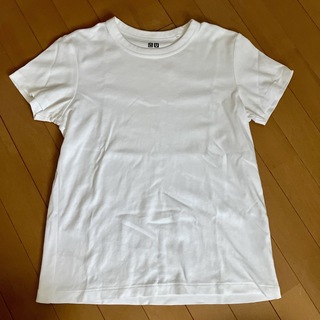 ユニクロ(UNIQLO)のユニクロU Tシャツ⭐︎白　ホワイト　半袖(Tシャツ(半袖/袖なし))