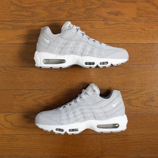 ナイキ(NIKE)のNIKE AIR MAX 95 ESSENTIAL Wolf Grey 27.0(スニーカー)