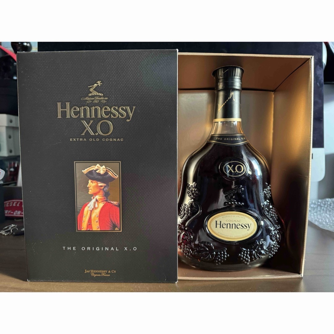ヘネシー XO 40度 正規 箱付 700ml ヘネシー XO 40度 正規 箱付 700ml