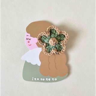 ニットフラワーヘアクリップ misha&puff 毛糸(その他)