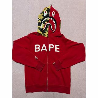 アベイシングエイプ(A BATHING APE)のbape shark hoodie ベイプ　エイプ　シャーク　パーカー(パーカー)