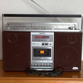 ソニー(SONY)の★ソニーSONYラジカセ　ジルバップ　ＣＦＳ－Ｖ８　動作整備美品★(ラジオ)