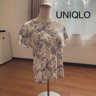 ユニクロ(UNIQLO)のUNIQLOカットソー(カットソー(半袖/袖なし))