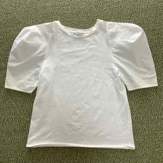 ザラ(ZARA)のZARA  パプスリーブTシャツ　　白　　S(Tシャツ/カットソー(半袖/袖なし))
