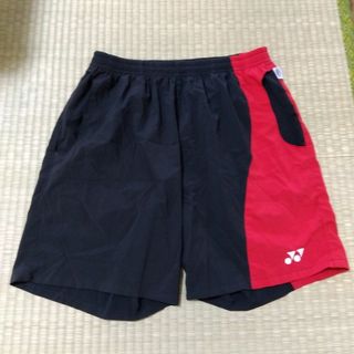 ヨネックス(YONEX)のヨネックス　YONEX　ハーフパンツ　黒✕赤　L(ウェア)